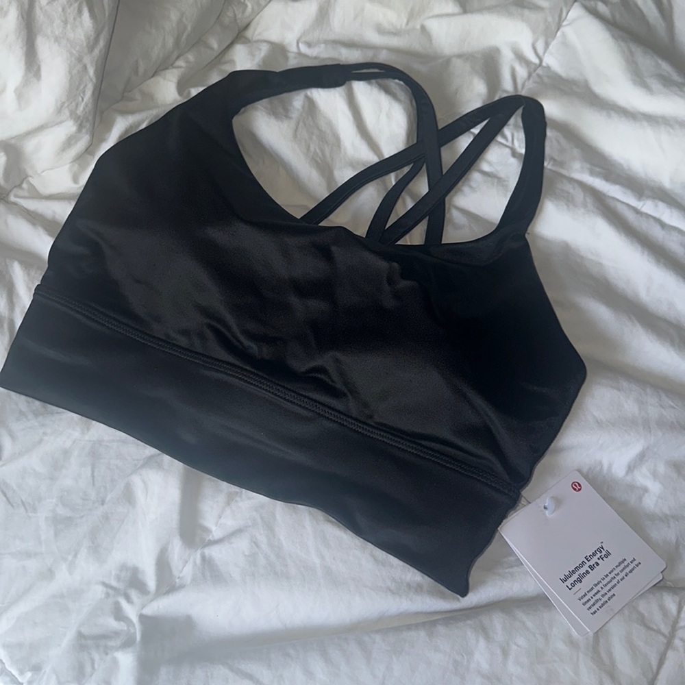 Lululemon sports bra size 6